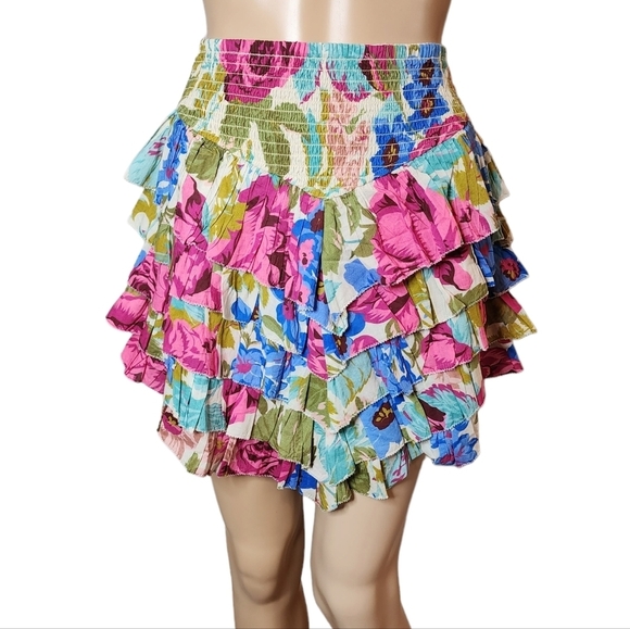 NWT Love The Label tiered cotton vibrant floral mini dress.  Smocked. Size small - Picture 1 of 12